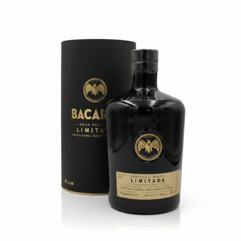 Professionele foto van bacardi reserva limitada 40°1l - Professionele foto van Bacardi Reserva Limitada - Rudy ampe